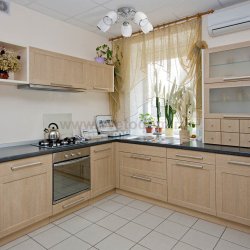 Бежевая кухня