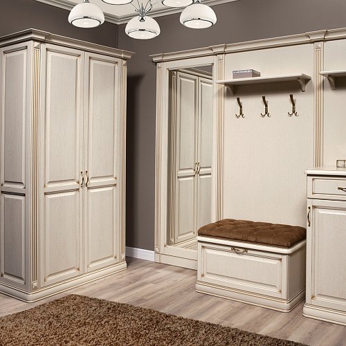 Классическая прихожая