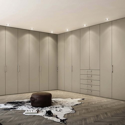 Шкаф распашной