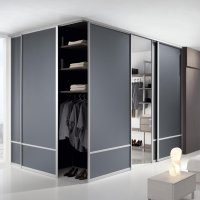 Раздвижной шкаф