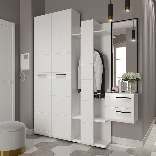 Белая прихожая